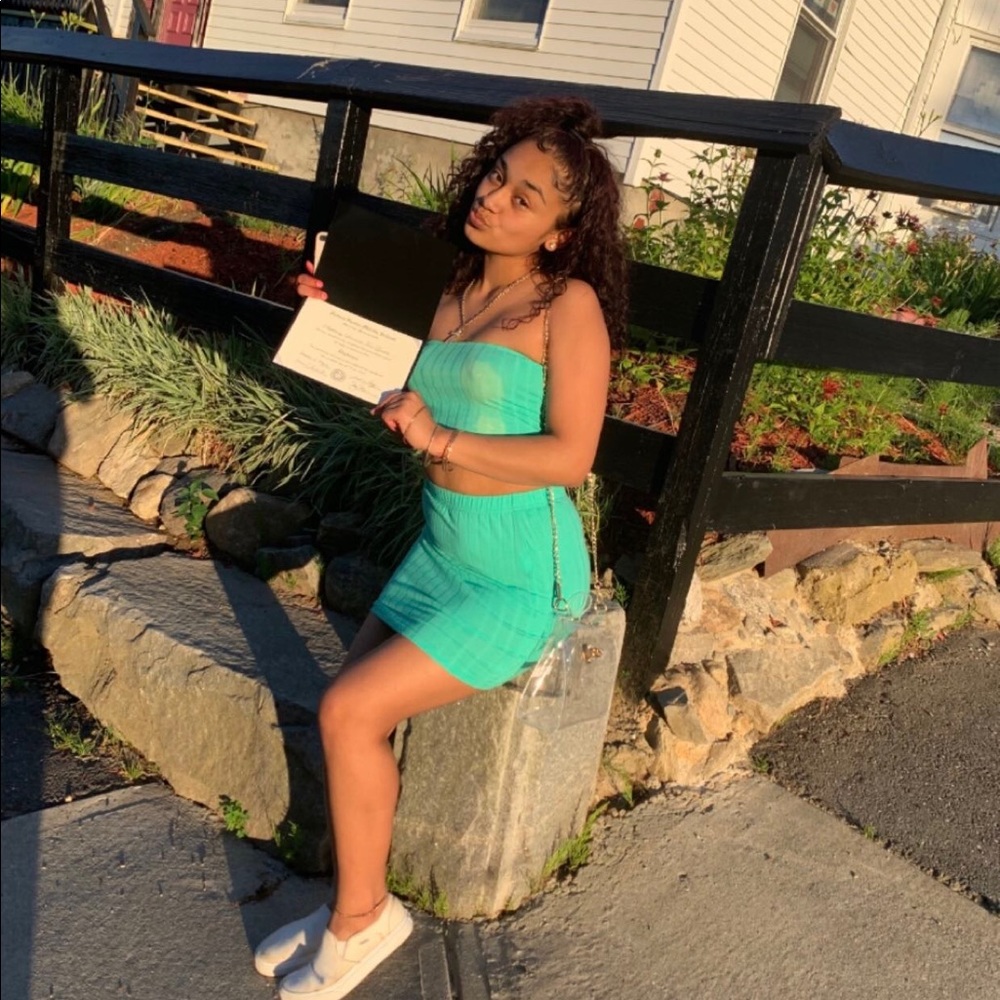 Meet your Posher, Stephany